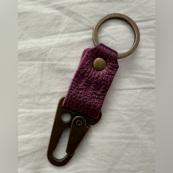Portland Leather Handbags - Portland Leather Goods Short PLG keychain in Ultraviolet